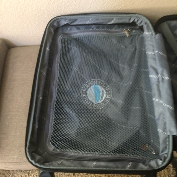 Travelers Club Bags Travelers Club Hard Side Expandable Luggage